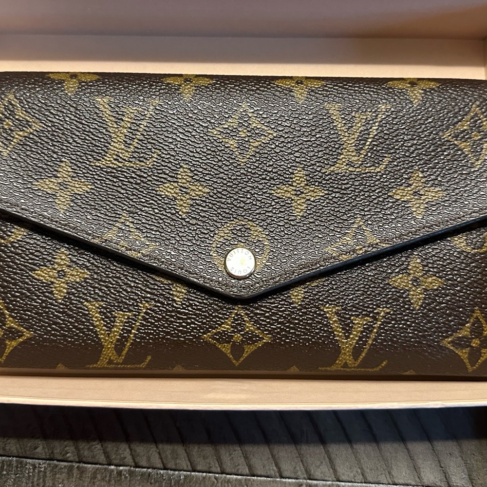 Louis Vuitton Monogram Brown Wallet